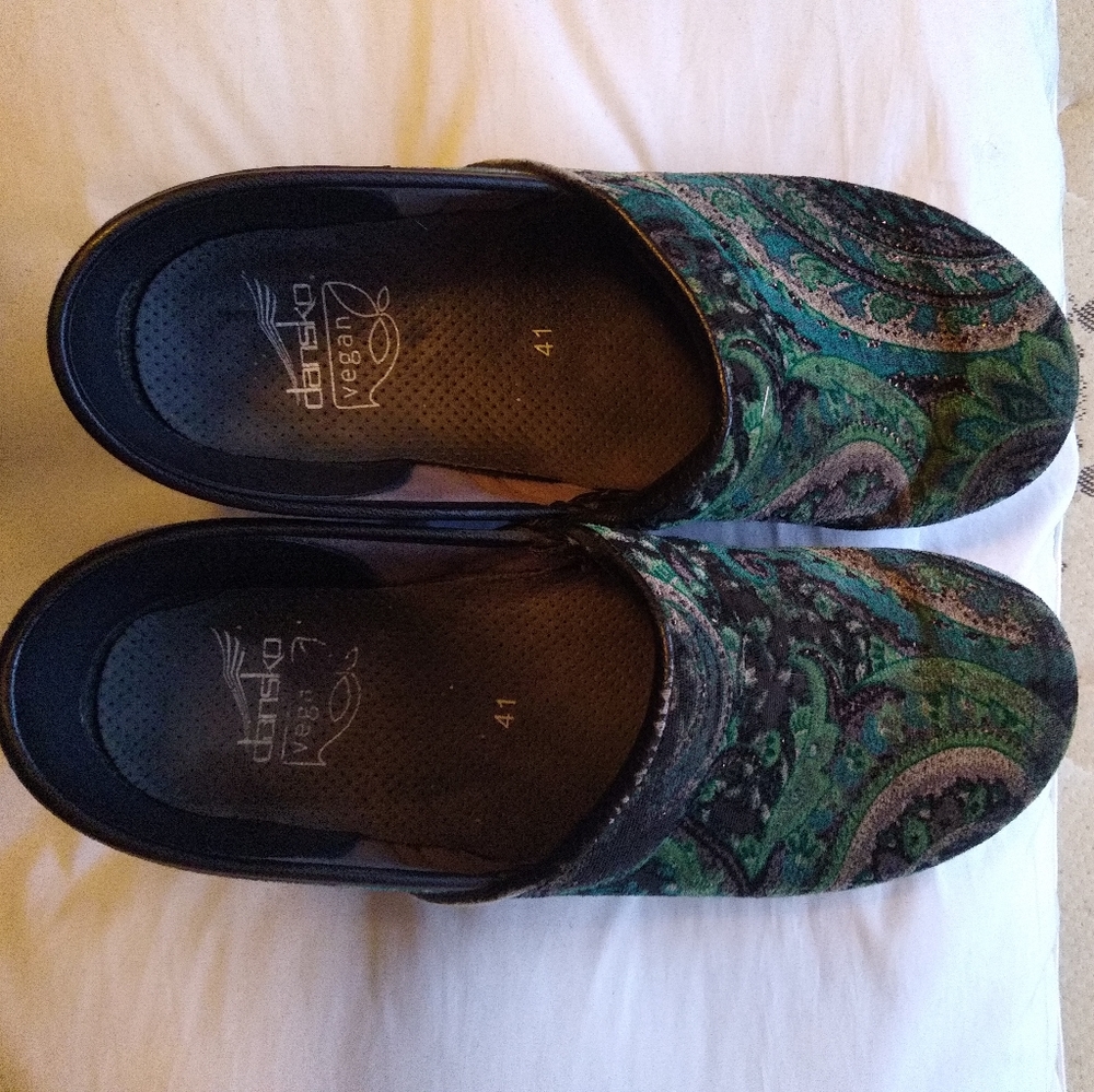 Dansko clogs size 41 Paisley